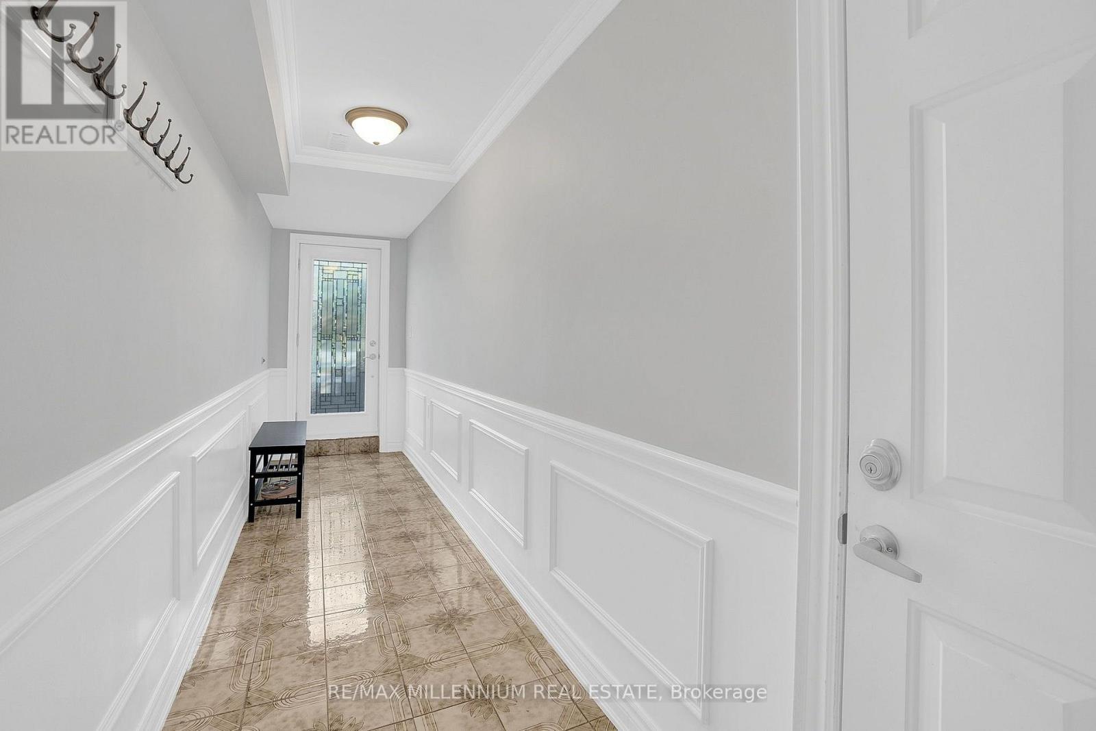 Lower - 99 Willis Road, Vaughan, Ontario  L4L 2S4 - Photo 2 - N13649700