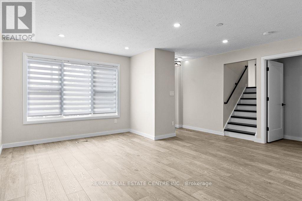 1030 Yonge Street S, Brockton, Ontario  N0G 2V0 - Photo 11 - X13652526