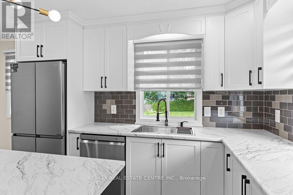 1030 Yonge Street S, Brockton, Ontario  N0G 2V0 - Photo 2 - X13652526
