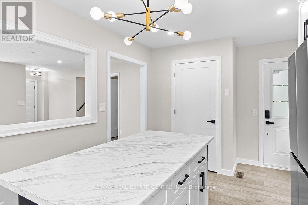 1030 Yonge Street S, Brockton, Ontario  N0G 2V0 - Photo 7 - X13652526