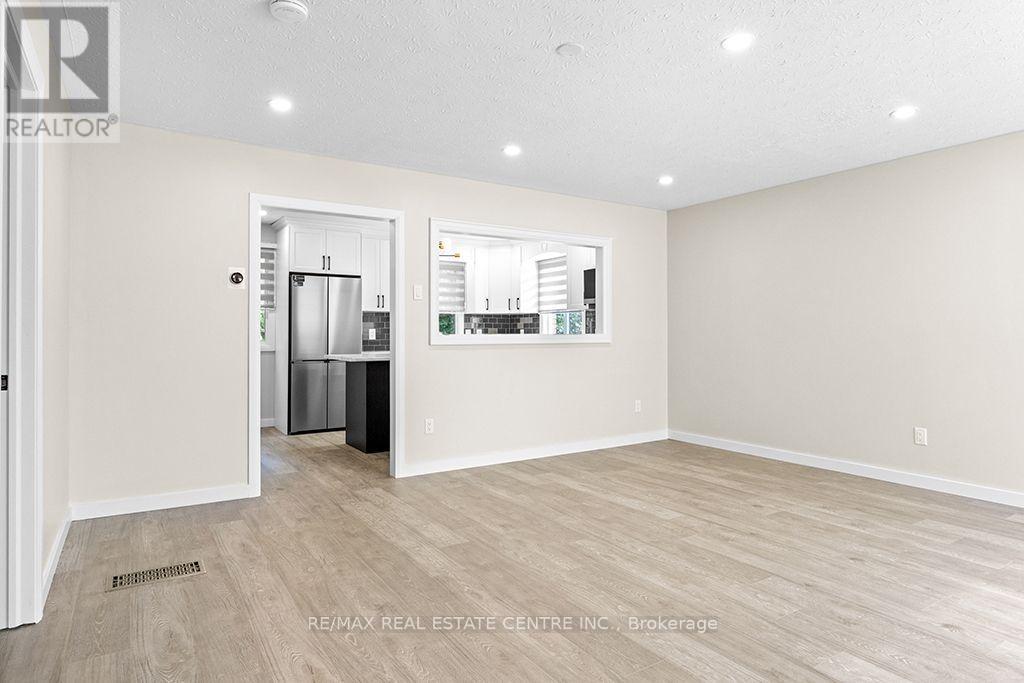 1030 Yonge Street S, Brockton, Ontario  N0G 2V0 - Photo 9 - X13652526