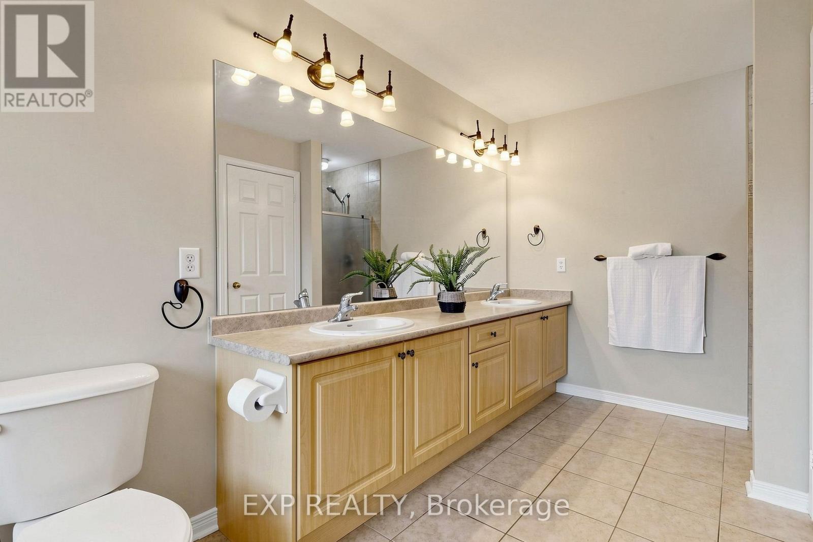 2-28 Doon Mills Drive, Kitchener, Ontario  N2P 2W9 - Photo 31 - X13653036