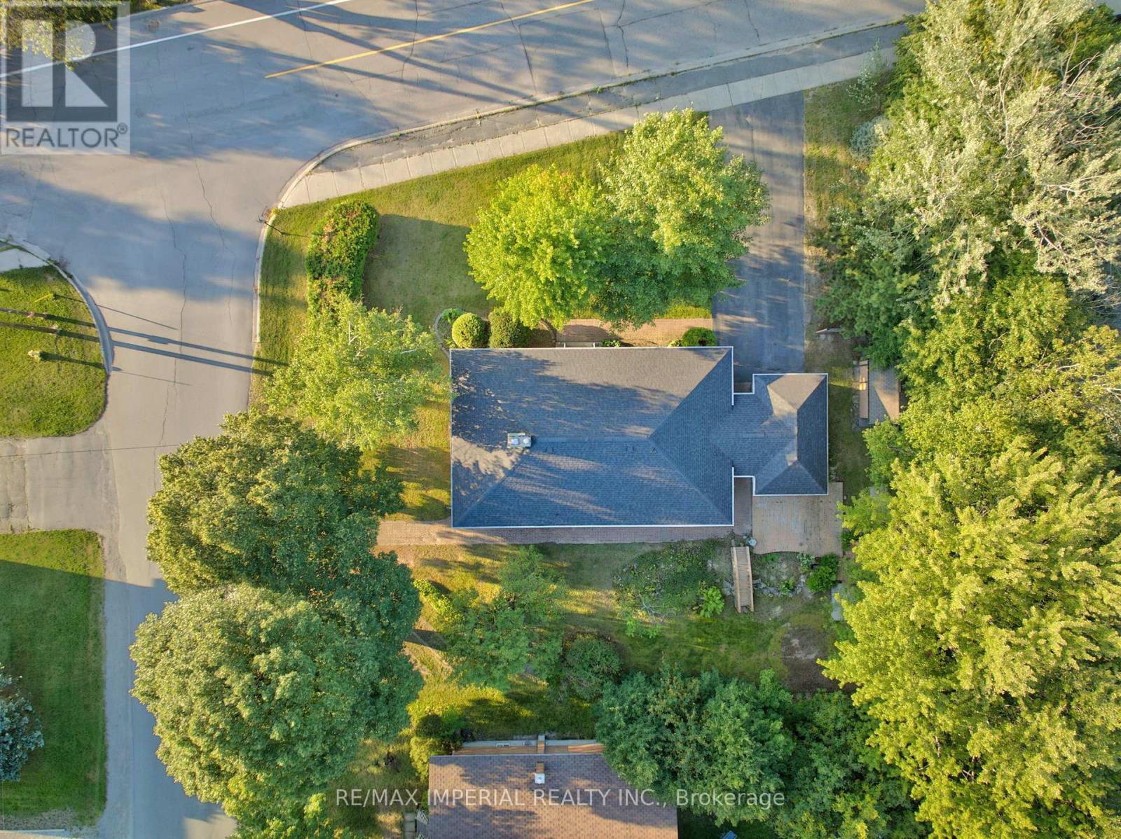 1397 Hawthorne Drive, Greater Sudbury, Ontario  P3A 1L3 - Photo 43 - X13653056