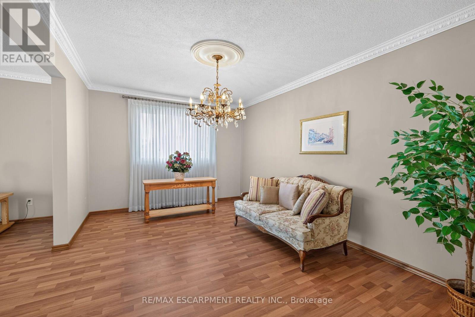 39 Algonquin Court, Hamilton, Ontario  L8T 4T2 - Photo 15 - X13653058
