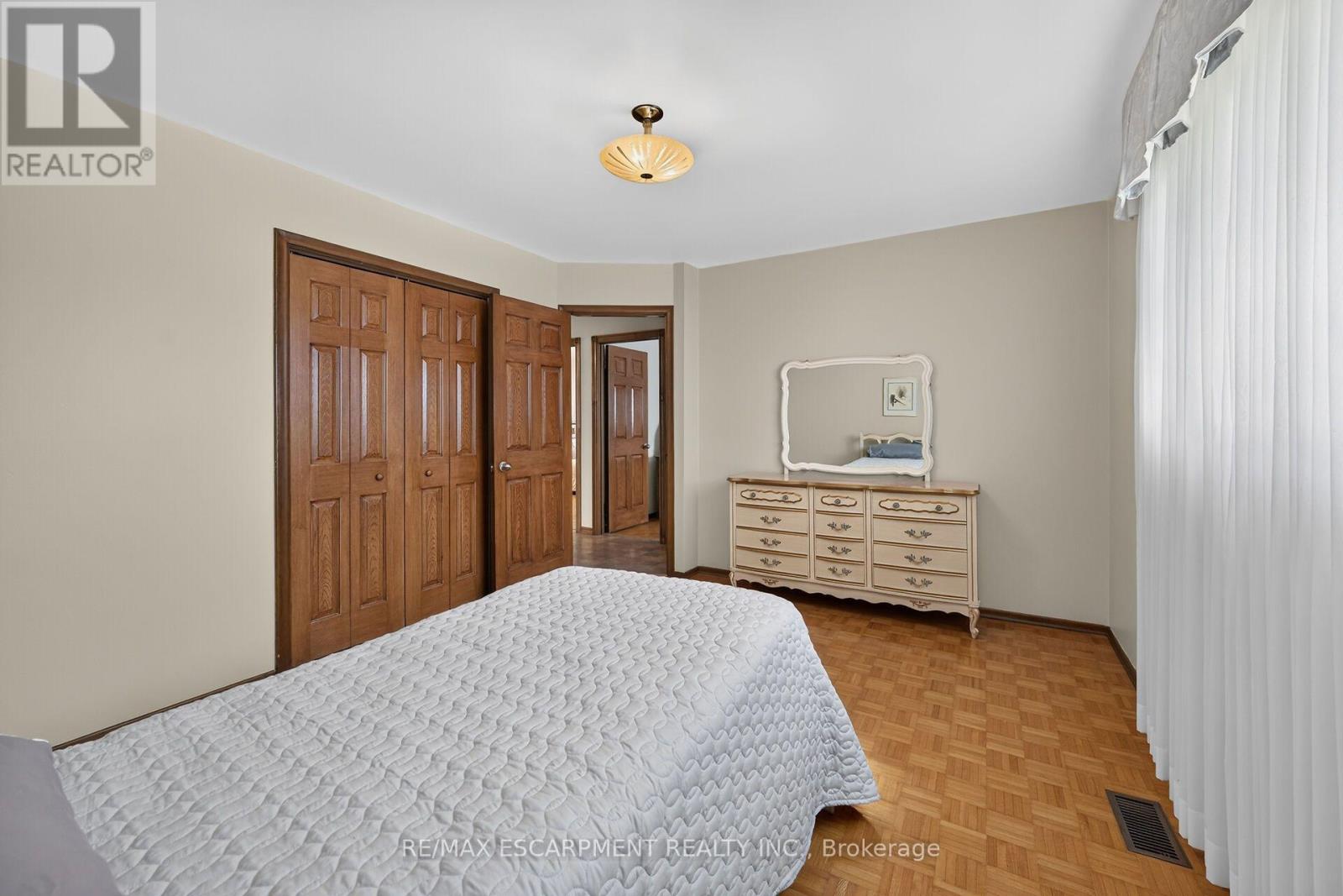 39 Algonquin Court, Hamilton, Ontario  L8T 4T2 - Photo 23 - X13653058