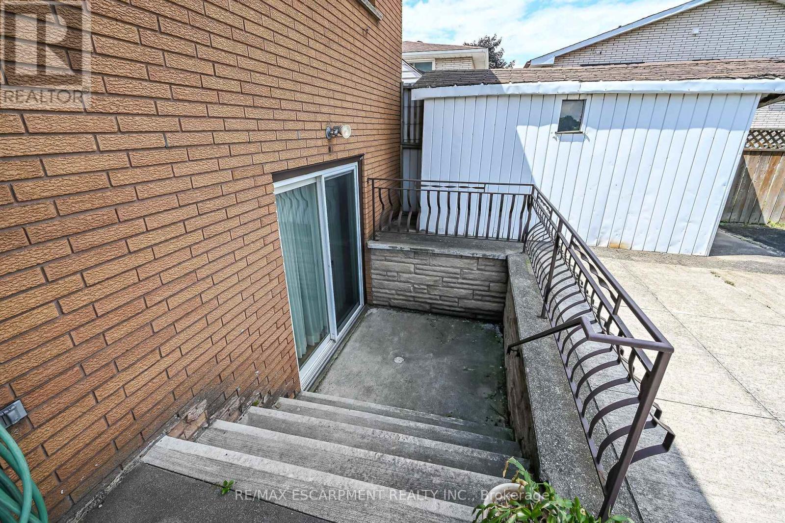 39 Algonquin Court, Hamilton, Ontario  L8T 4T2 - Photo 46 - X13653058