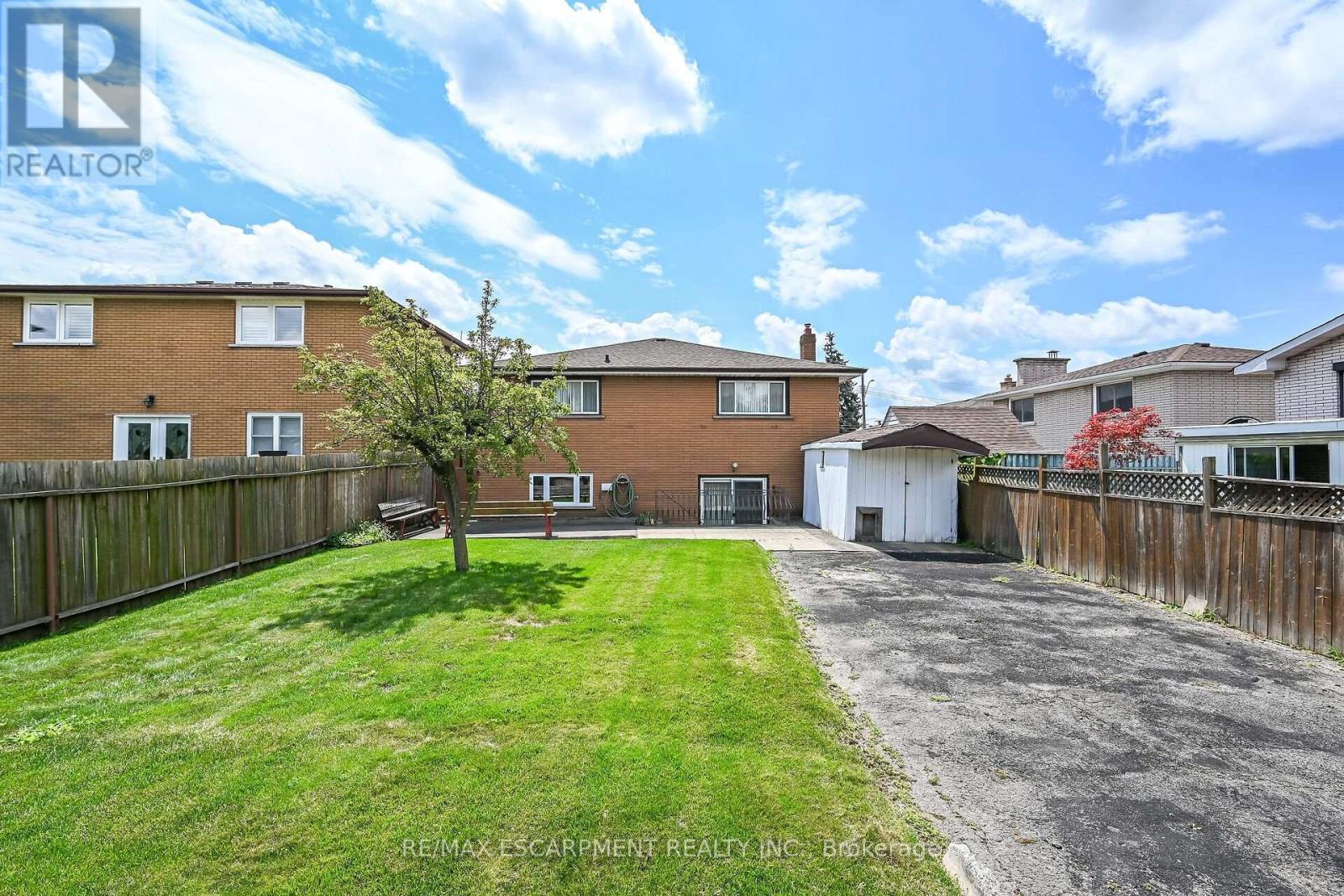 39 Algonquin Court, Hamilton, Ontario  L8T 4T2 - Photo 48 - X13653058