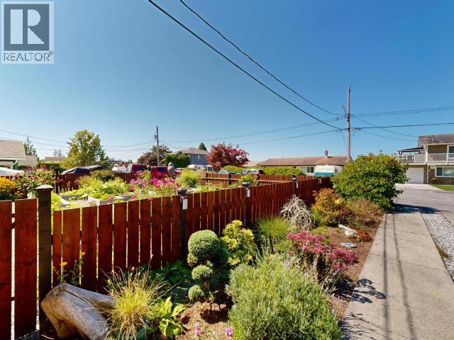 3786 Quadra Ave, Powell River, British Columbia   - Photo 22 - 20125