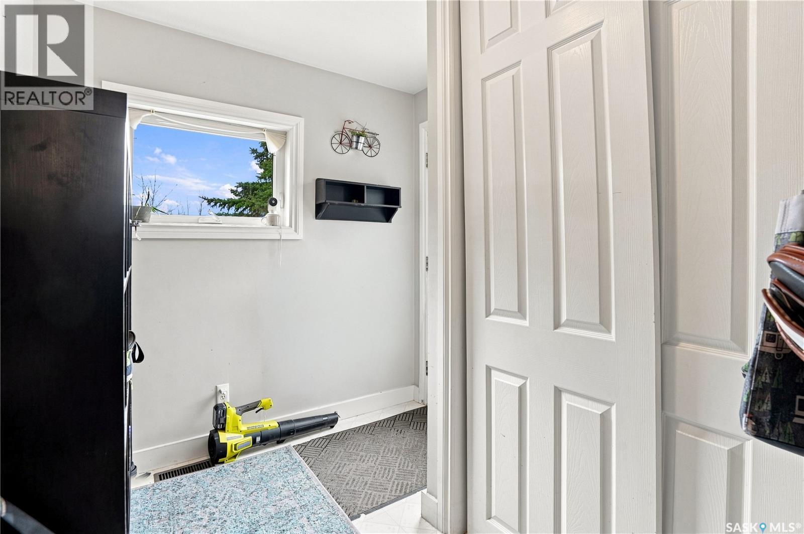 507 Railway Avenue, Bulyea, Saskatchewan  S0G 0L0 - Photo 36 - SK044810