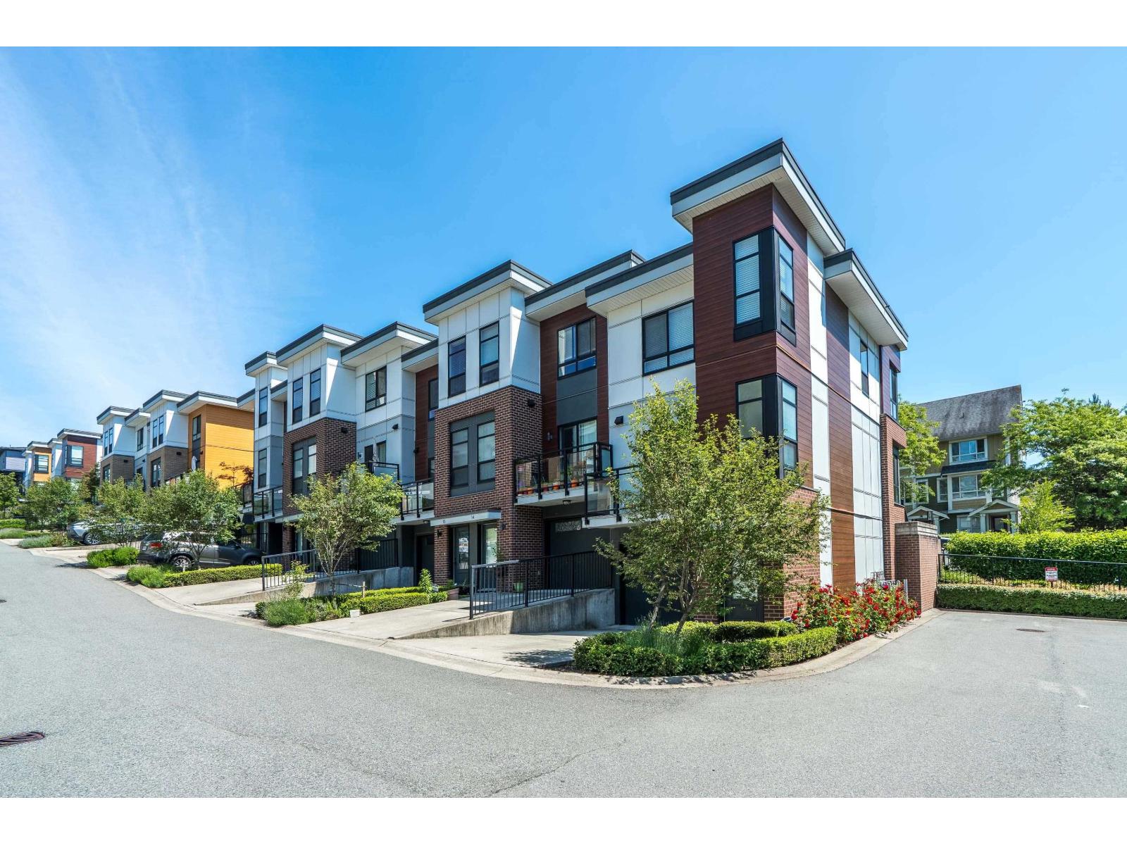 15 20087 68 Avenue, Langley, British Columbia  V2Y 0Y4 - Photo 4 - R3153761