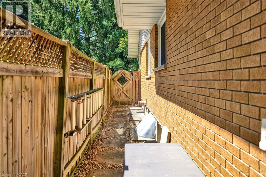 240 Willowdale Avenue, Waterloo, Ontario  N2J 3M1 - Photo 22 - 40853854