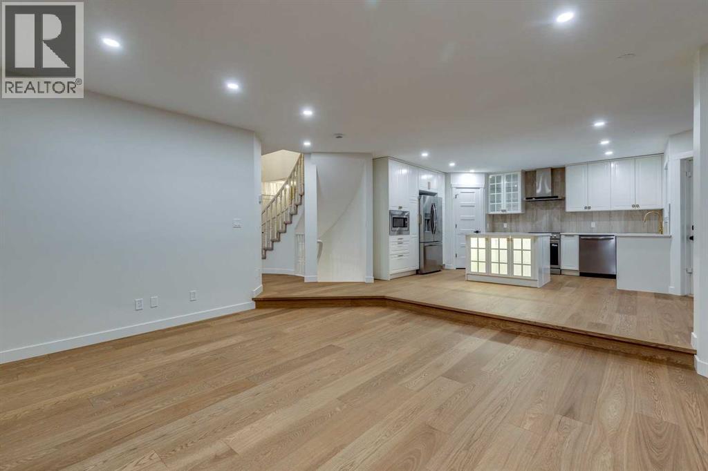 16 Simcrest Point SW, Calgary, Alberta  T3H 4K1 - Photo 20 - A2320002