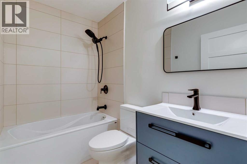 16 Simcrest Point SW, Calgary, Alberta  T3H 4K1 - Photo 37 - A2320002