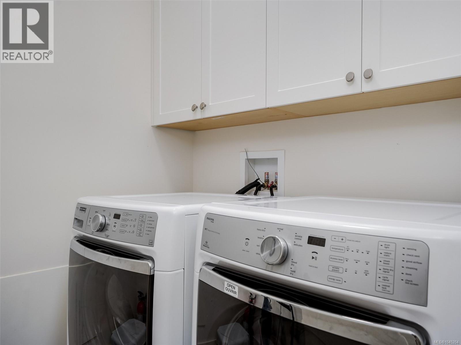 A 7045 Wallace Dr, Central Saanich, British Columbia  V8M 1E9 - Photo 17 - 1045204