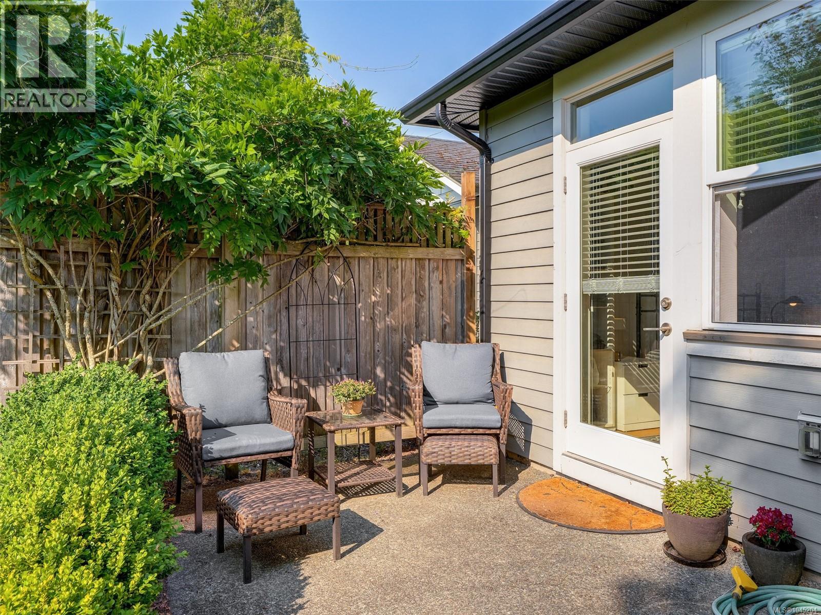 A 7045 Wallace Dr, Central Saanich, British Columbia  V8M 1E9 - Photo 19 - 1045204