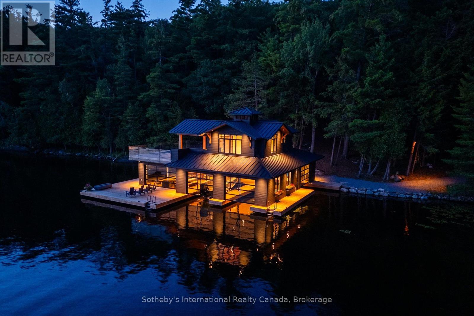1097 Armstrong Point Road, Muskoka Lakes, Ontario  P0B 1J0 - Photo 3 - X13652584