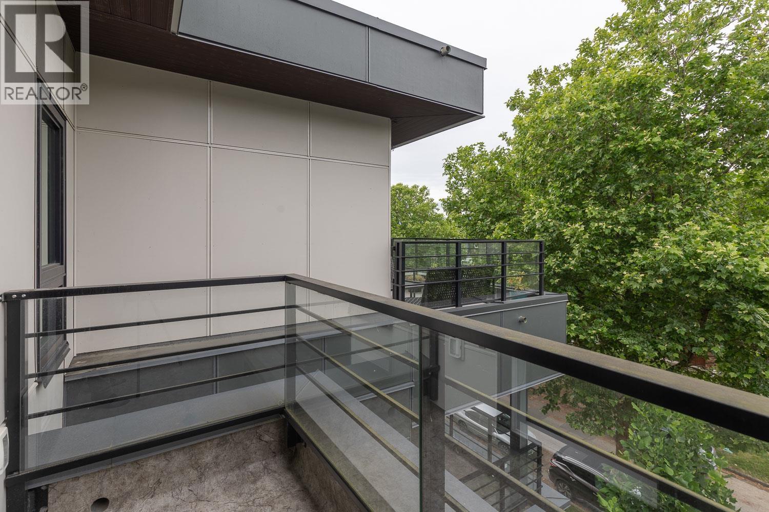 404 2666 Duke Street, Vancouver, British Columbia  V5R 4S9 - Photo 27 - R3153898