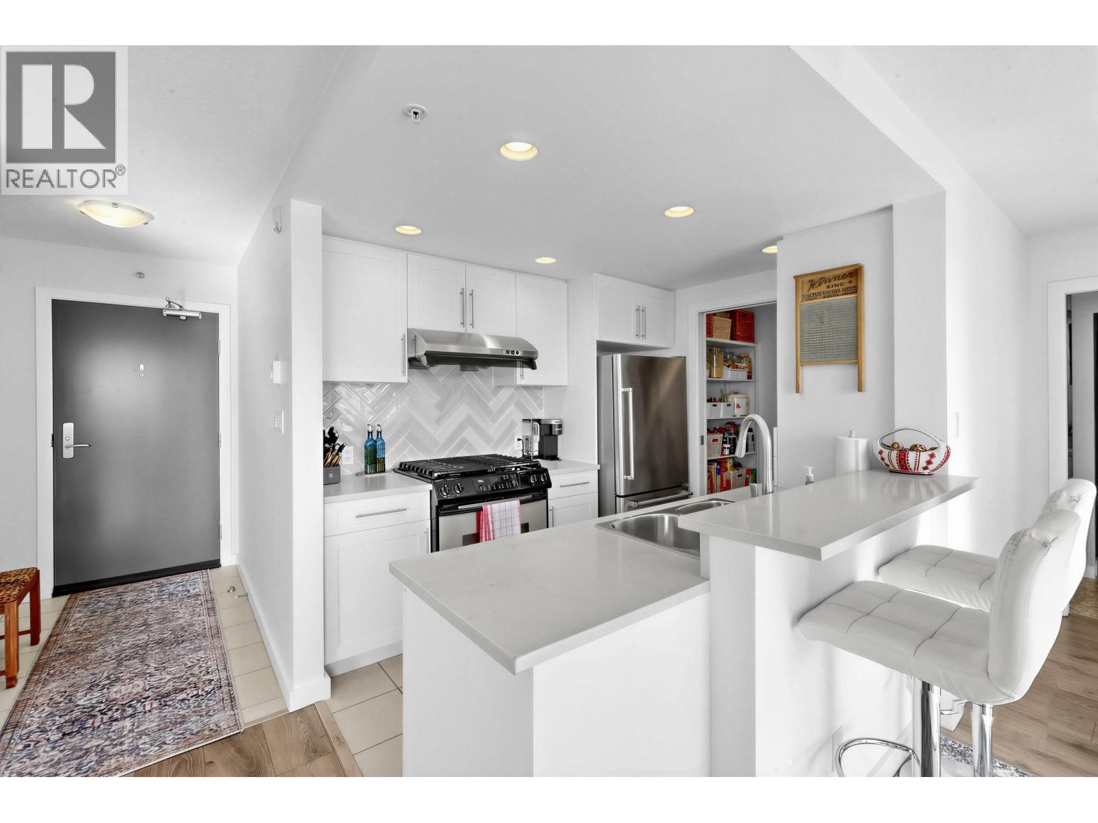 1501 455 Beach Crescent, Vancouver, British Columbia V6Z 3E5 - Photo 12 - R3153922
