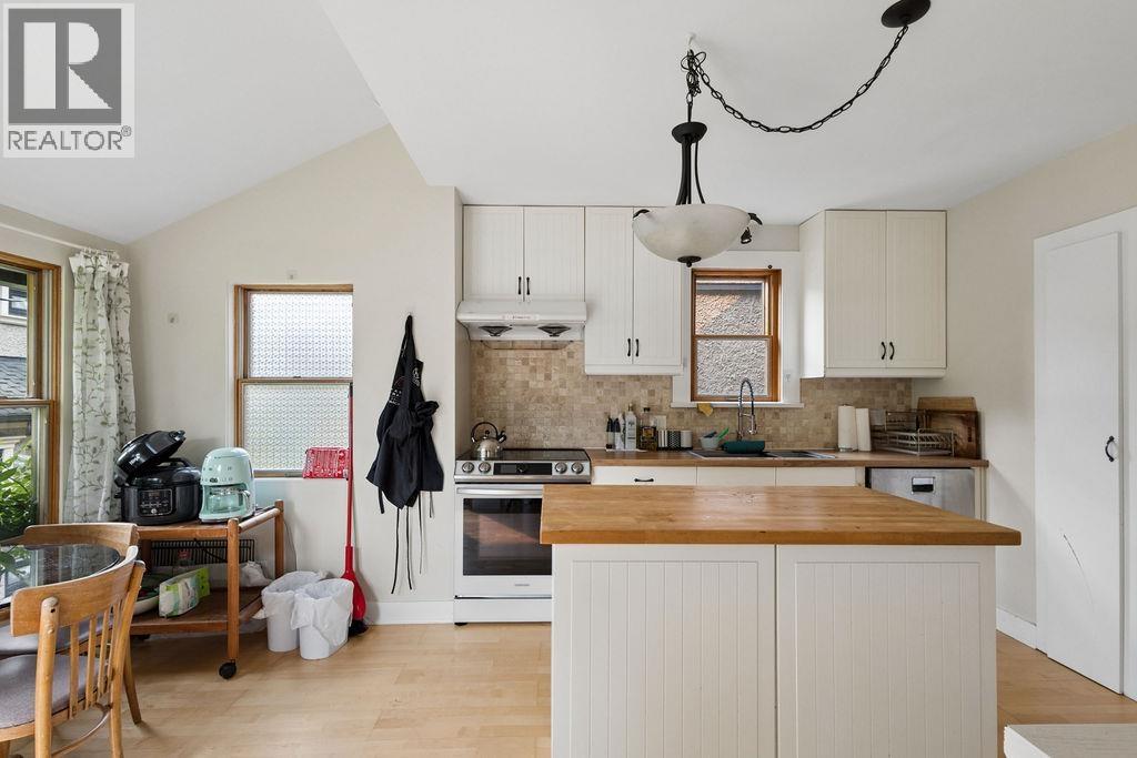 4620 W 7th Avenue, Vancouver, British Columbia  V6R 1X5 - Photo 3 - R3153900