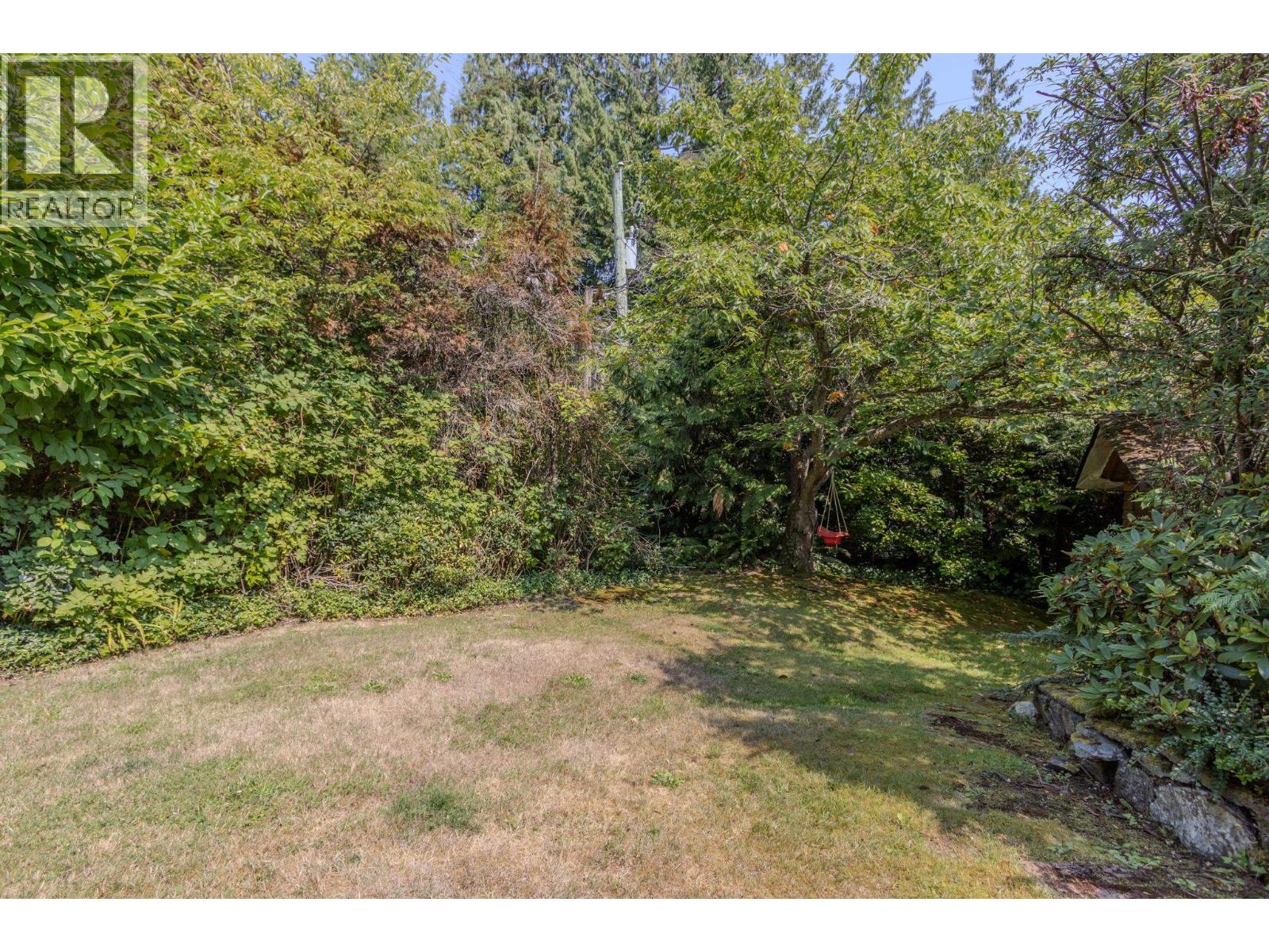 606 St Andrews Road, West Vancouver, British Columbia  V7S 1V4 - Photo 18 - R3153925