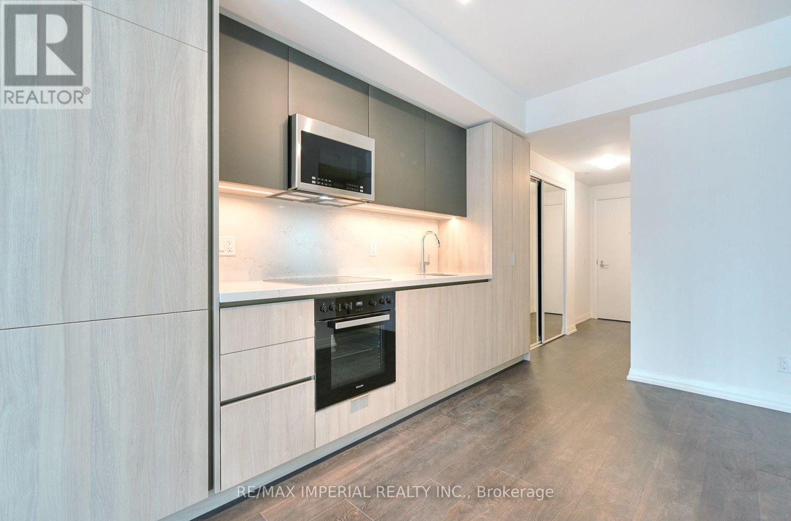 2015 - 400 King Street W, Toronto, Ontario  M5V 0X8 - Photo 5 - C13653088