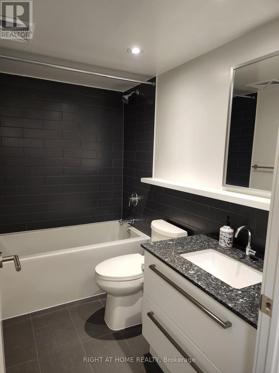 525 - 120 Varna Drive, Toronto, Ontario  M6A 0B3 - Photo 7 - C13653096