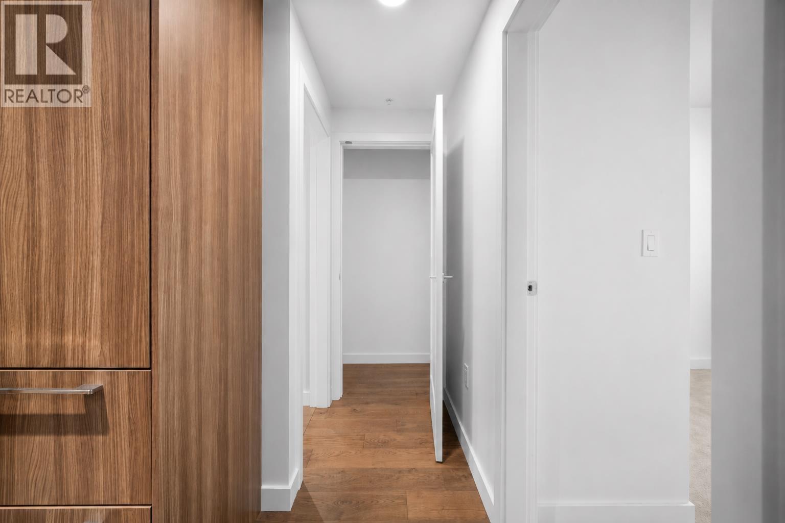 802 3331 No 3 Road, Richmond, British Columbia V6X 2B6 - Photo 5 - R3153842