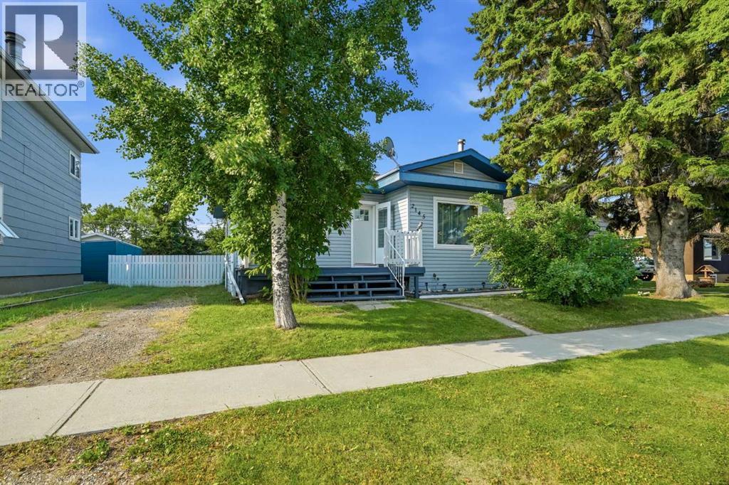 2145 24 Avenue, Didsbury, Alberta  T0M 0W0 - Photo 2 - A2335449
