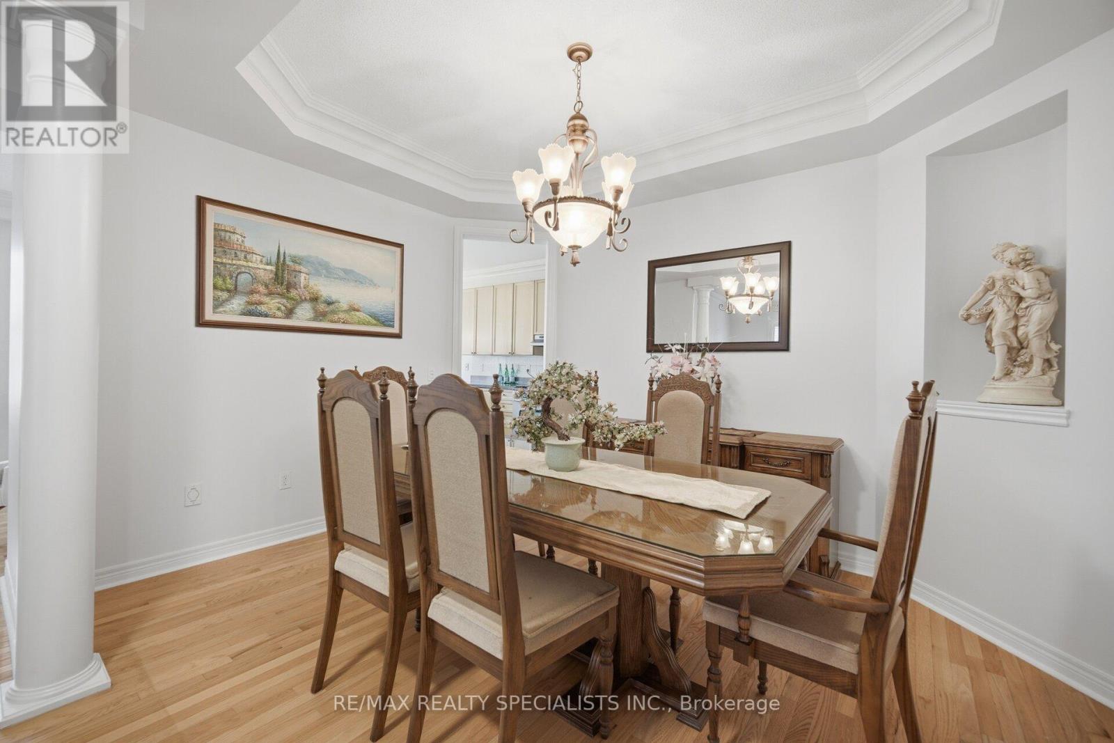 3225 Escada Drive, Mississauga, Ontario  L5M 7V6 - Photo 8 - W13653104