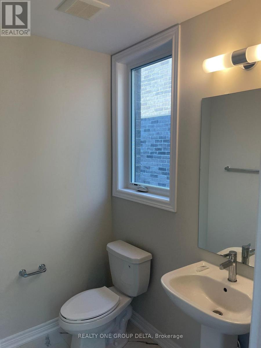57 Folcroft Street, Brampton, Ontario  L6Y 6L3 - Photo 8 - W13653112