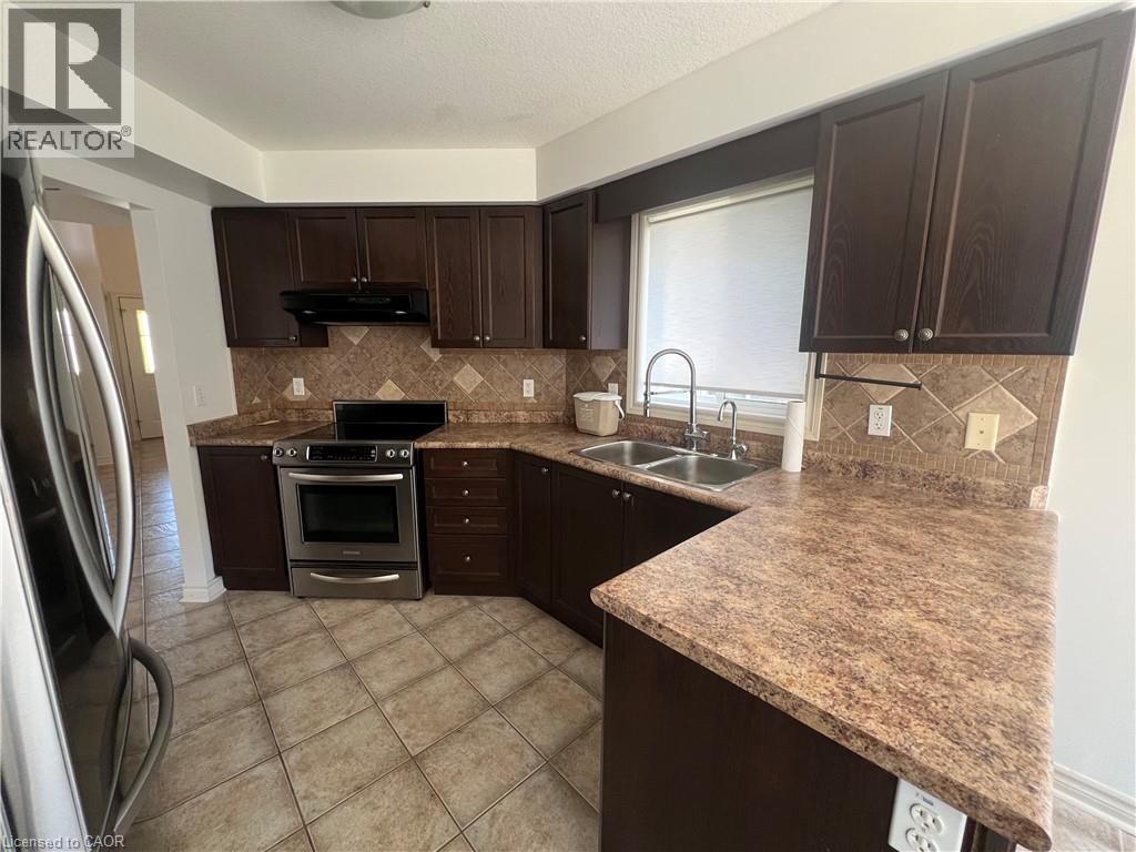 79 Harding Street, Kitchener, Ontario  N2E 4L3 - Photo 6 - 40854281