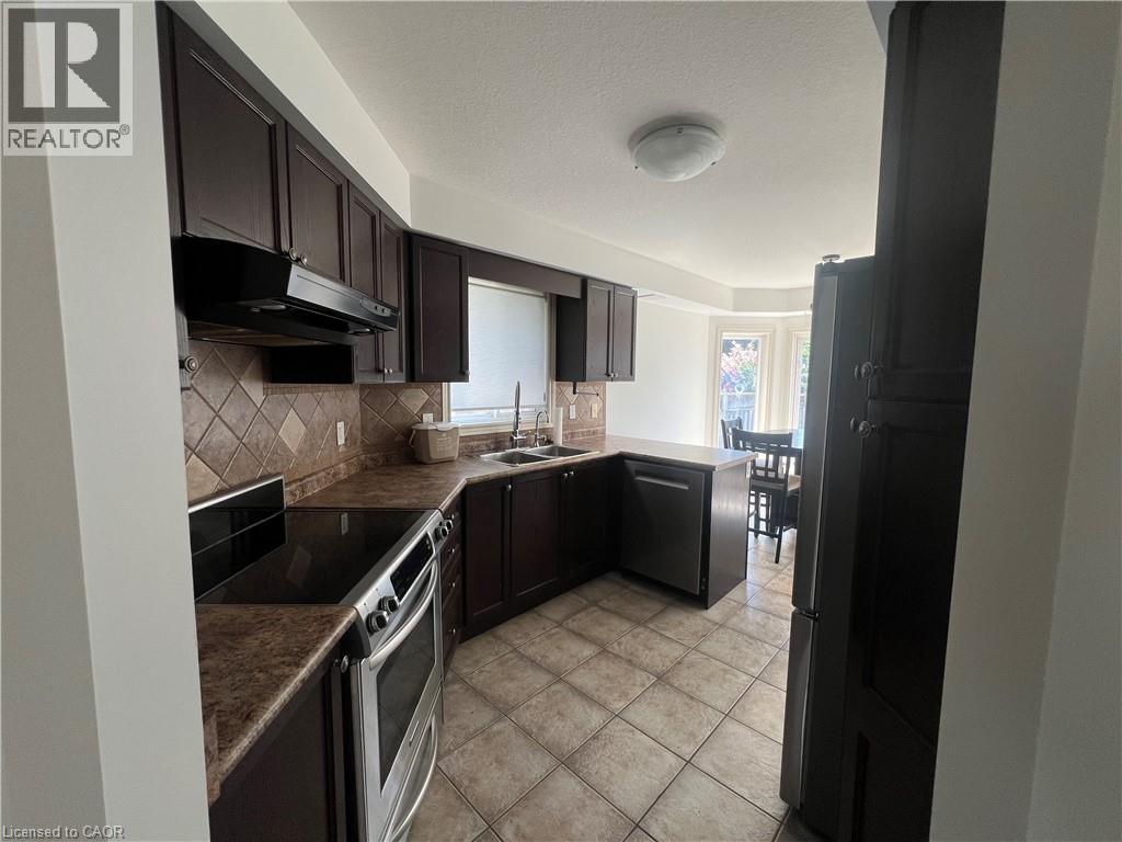 79 Harding Street, Kitchener, Ontario  N2E 4L3 - Photo 5 - 40854281