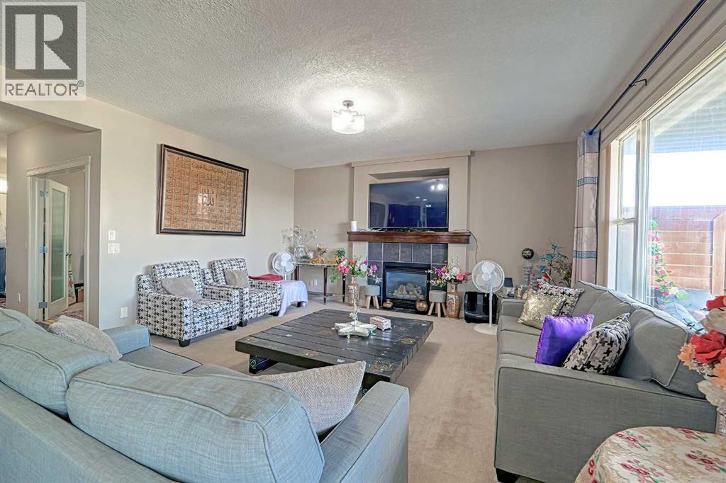 247 Pantego Way NW, Calgary, Alberta  T3K 0C2 - Photo 12 - A2310214