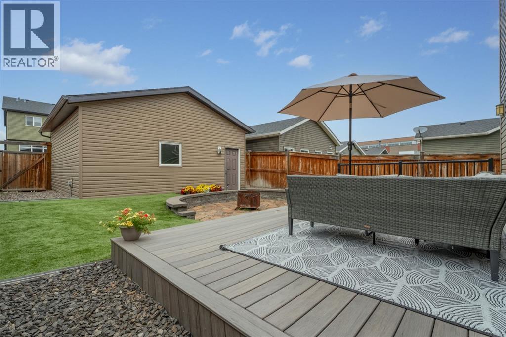 179 Fireside Cove, Cochrane, Alberta  T4C 0X4 - Photo 36 - A2334132