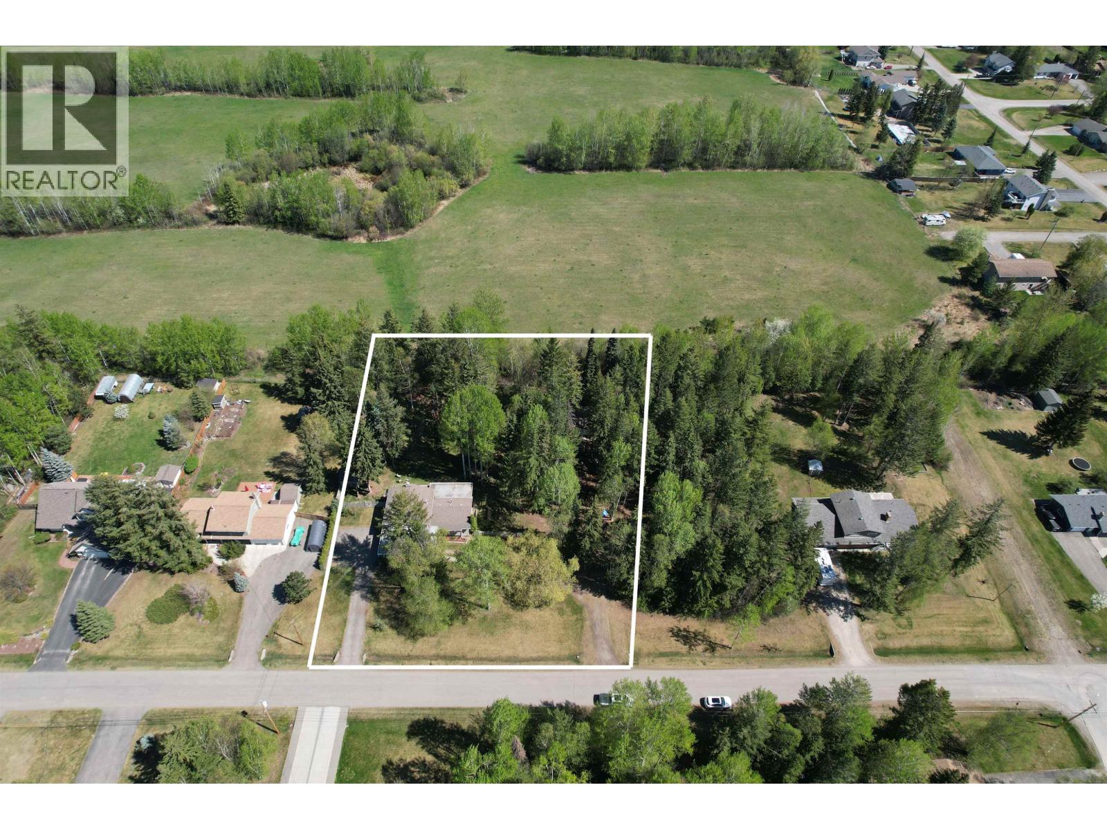 144 N Enemark Road, Quesnel, British Columbia  V2J 4W6 - Photo 3 - R3153937