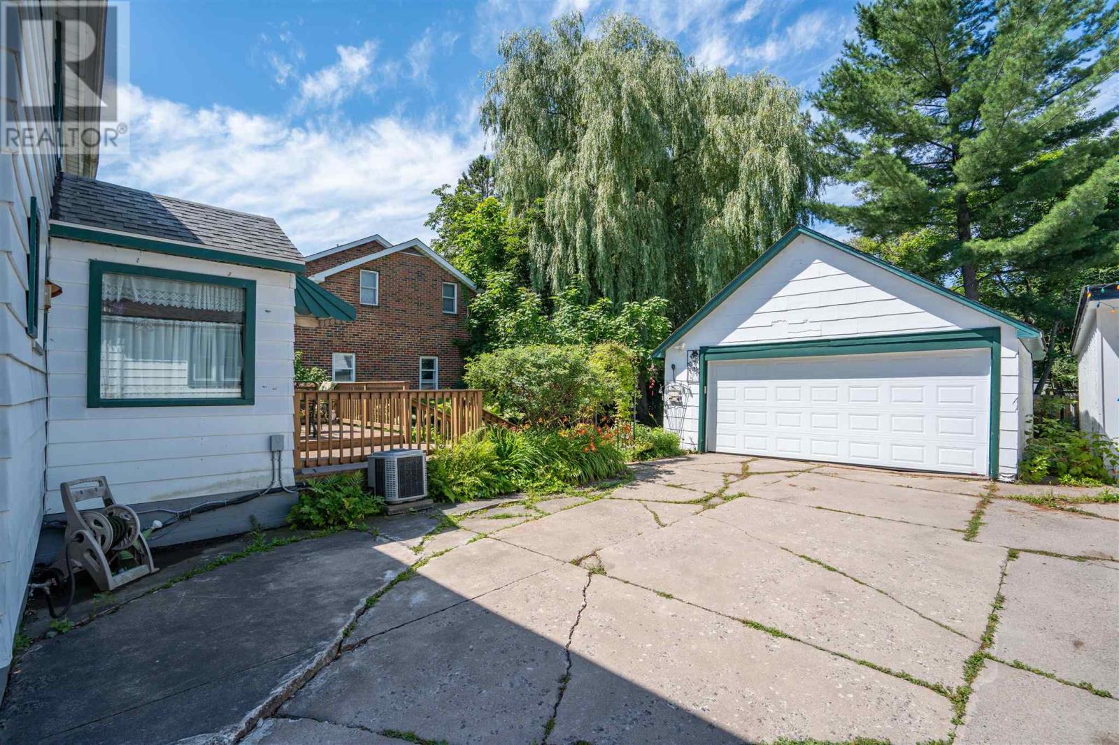 155 Pine St, Sault Ste. Marie, Ontario  P6A 3Y7 - Photo 4 - SM262108