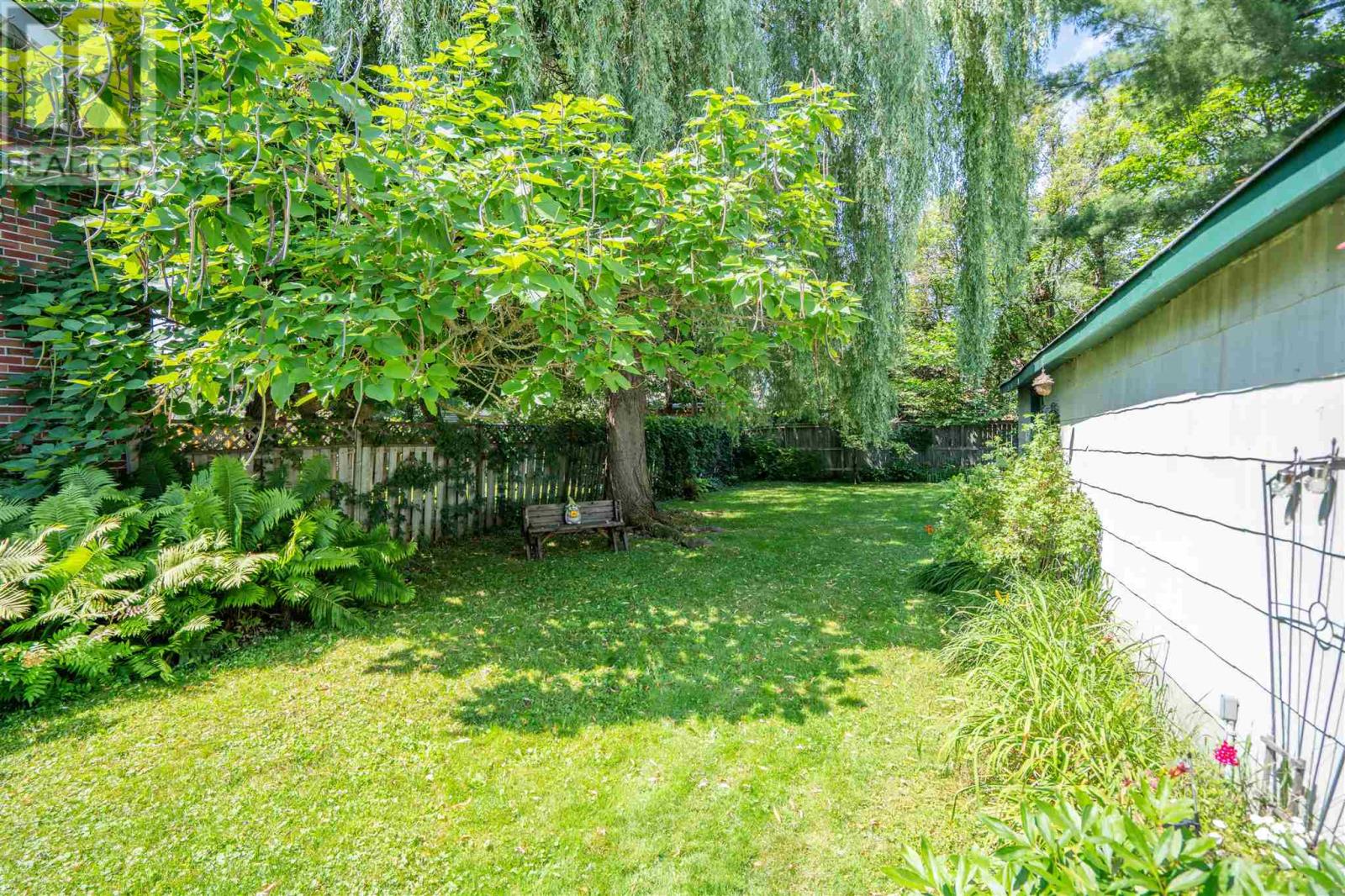 155 Pine St, Sault Ste. Marie, Ontario  P6A 3Y7 - Photo 8 - SM262108