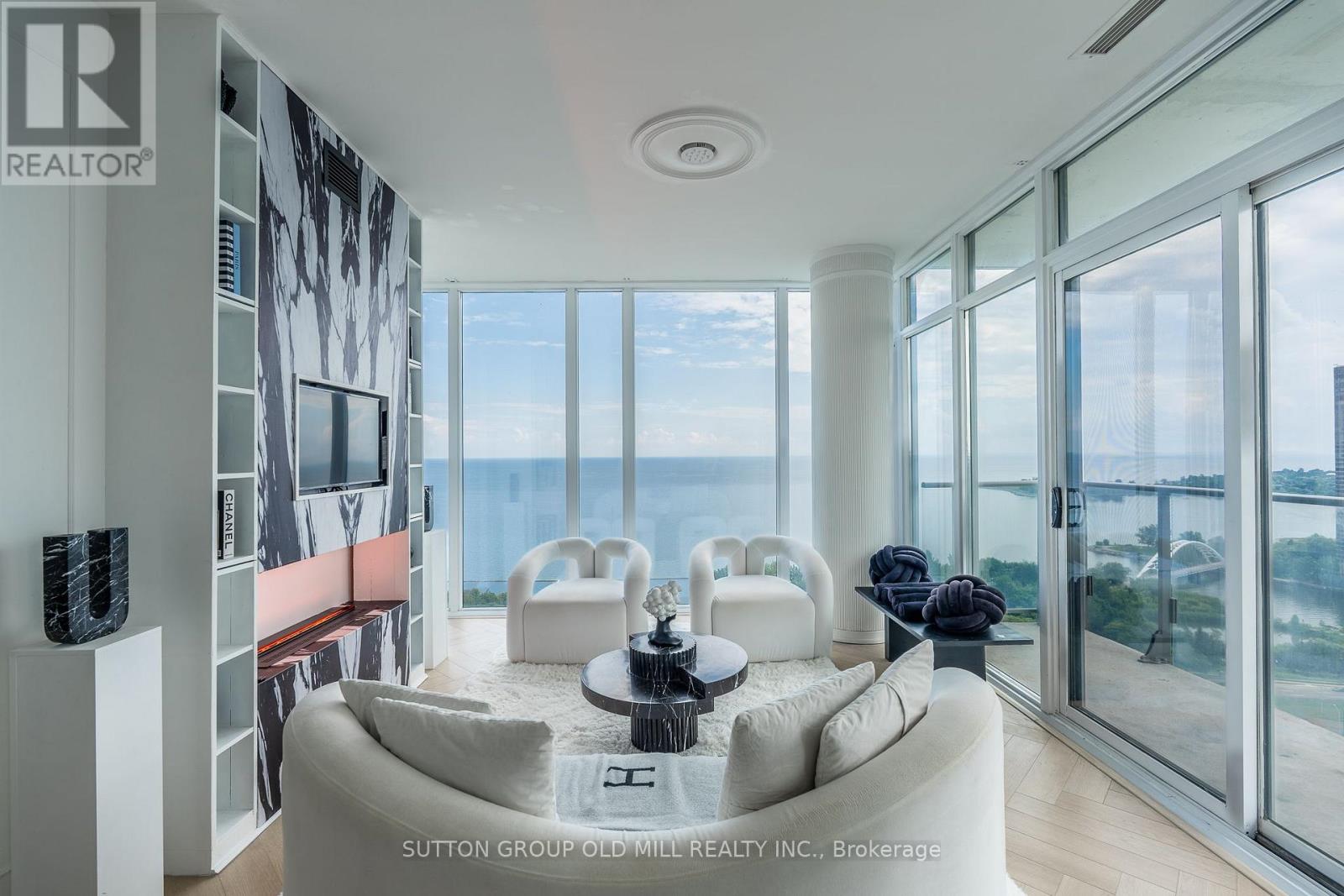 2505 - 103 THE QUEENSWAY, Toronto, Ontario