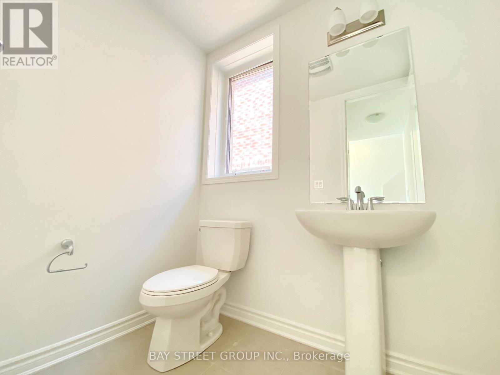 1362 William Halton Parkway W, Oakville, Ontario  L6M 5P2 - Photo 12 - W13652298