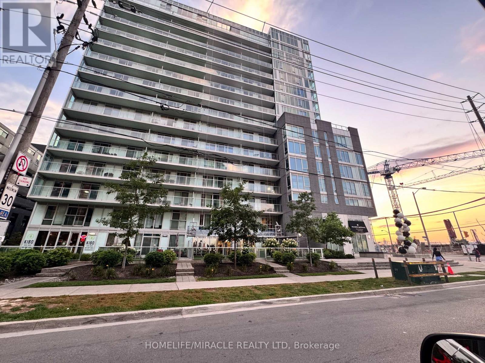 103 - 555 Wilson Avenue, Toronto, Ontario  M3H 5Y6 - Photo 2 - C13653124