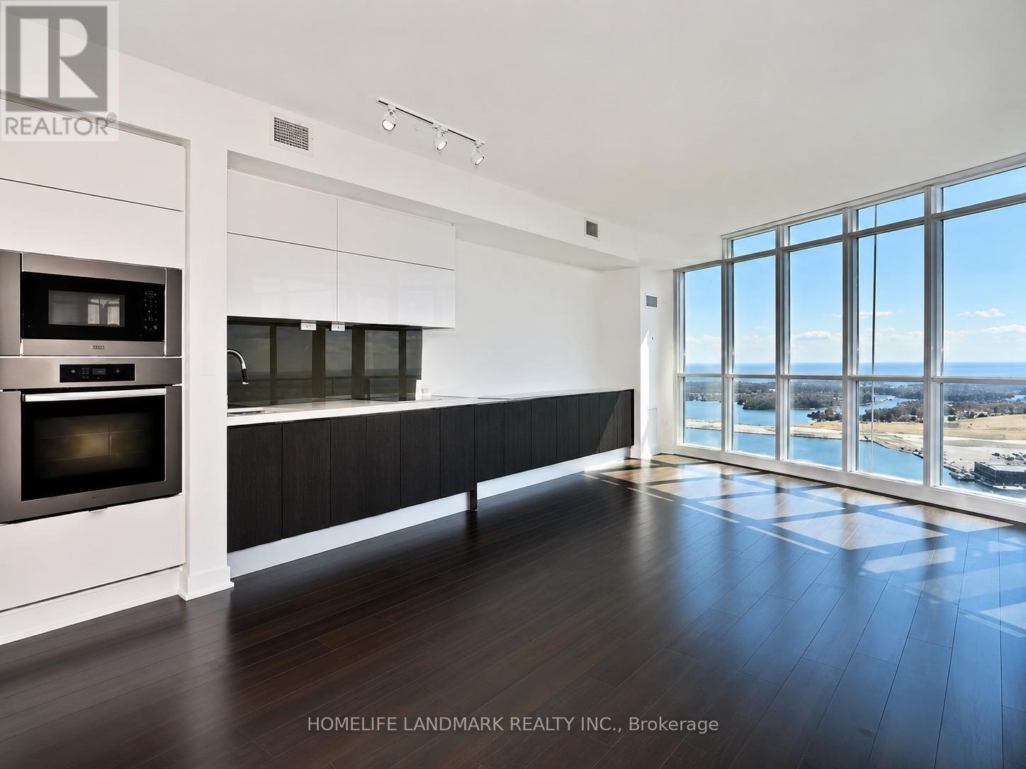 3609 - 21 Iceboat Terrace, Toronto, Ontario  M5V 4A9 - Photo 2 - C13653126