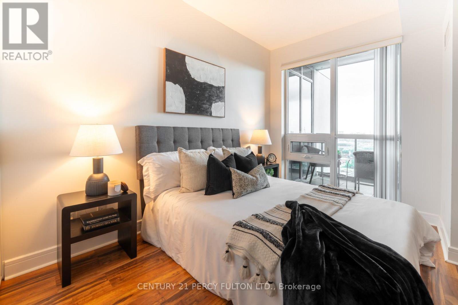 1510 - 35 Brian Peck Crescent, Toronto, Ontario  M4G 0A5 - Photo 16 - C13653178