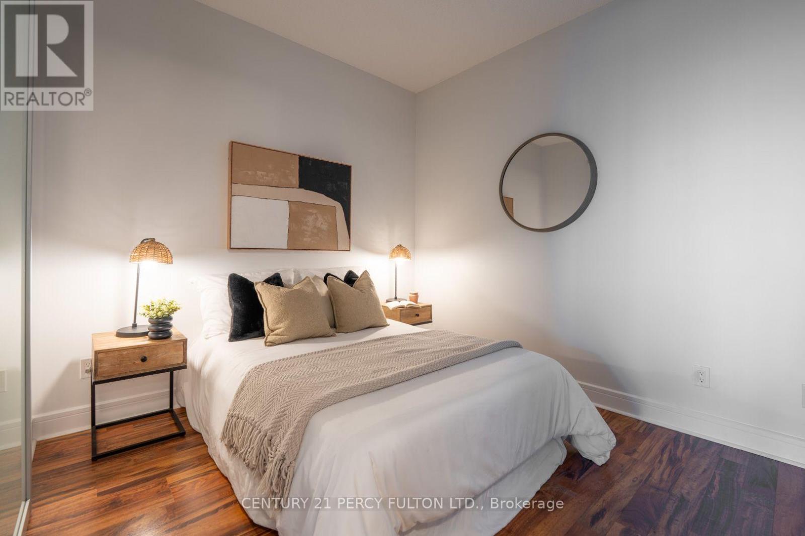 1510 - 35 Brian Peck Crescent, Toronto, Ontario  M4G 0A5 - Photo 8 - C13653178