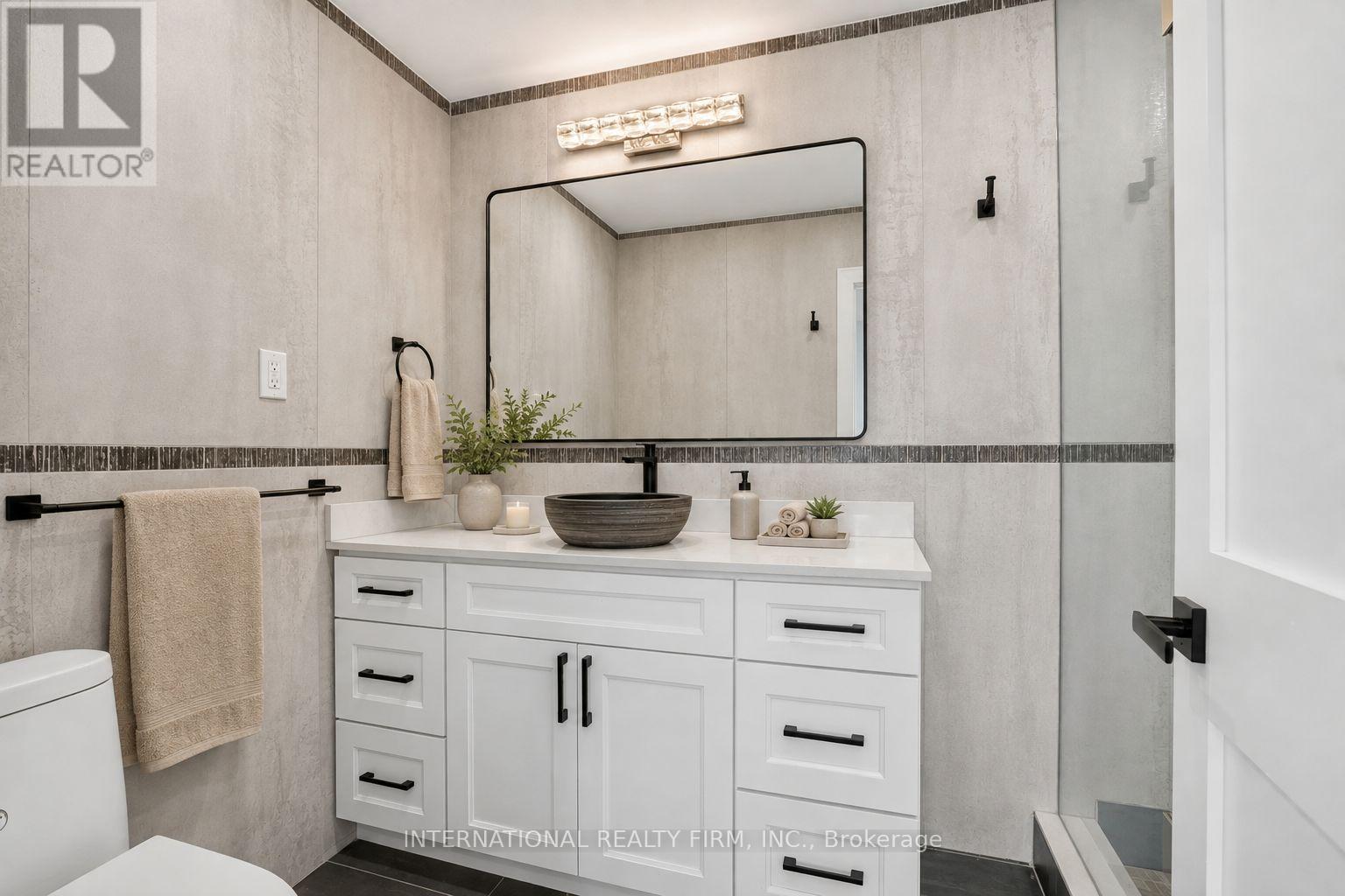 3 Taunus Court, Clarington, Ontario  L1C 4H5 - Photo 22 - E13653184