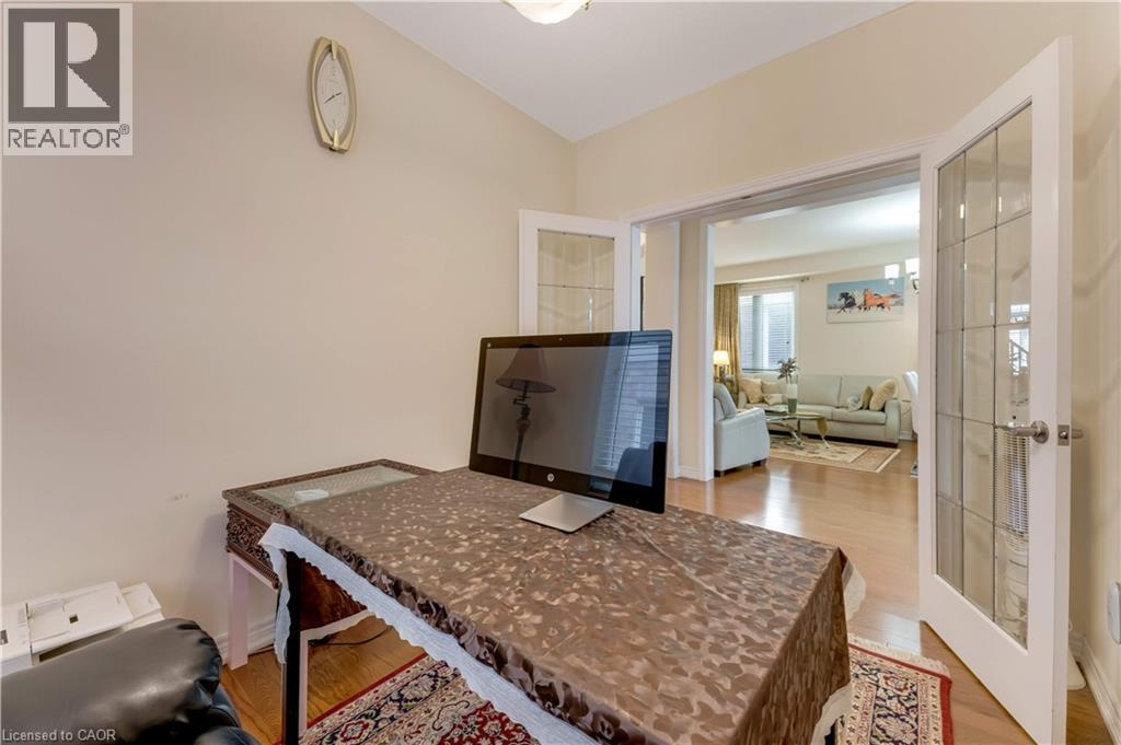 667 Linden Drive, Cambridge, Ontario  N3H 0B6 - Photo 15 - 40845574