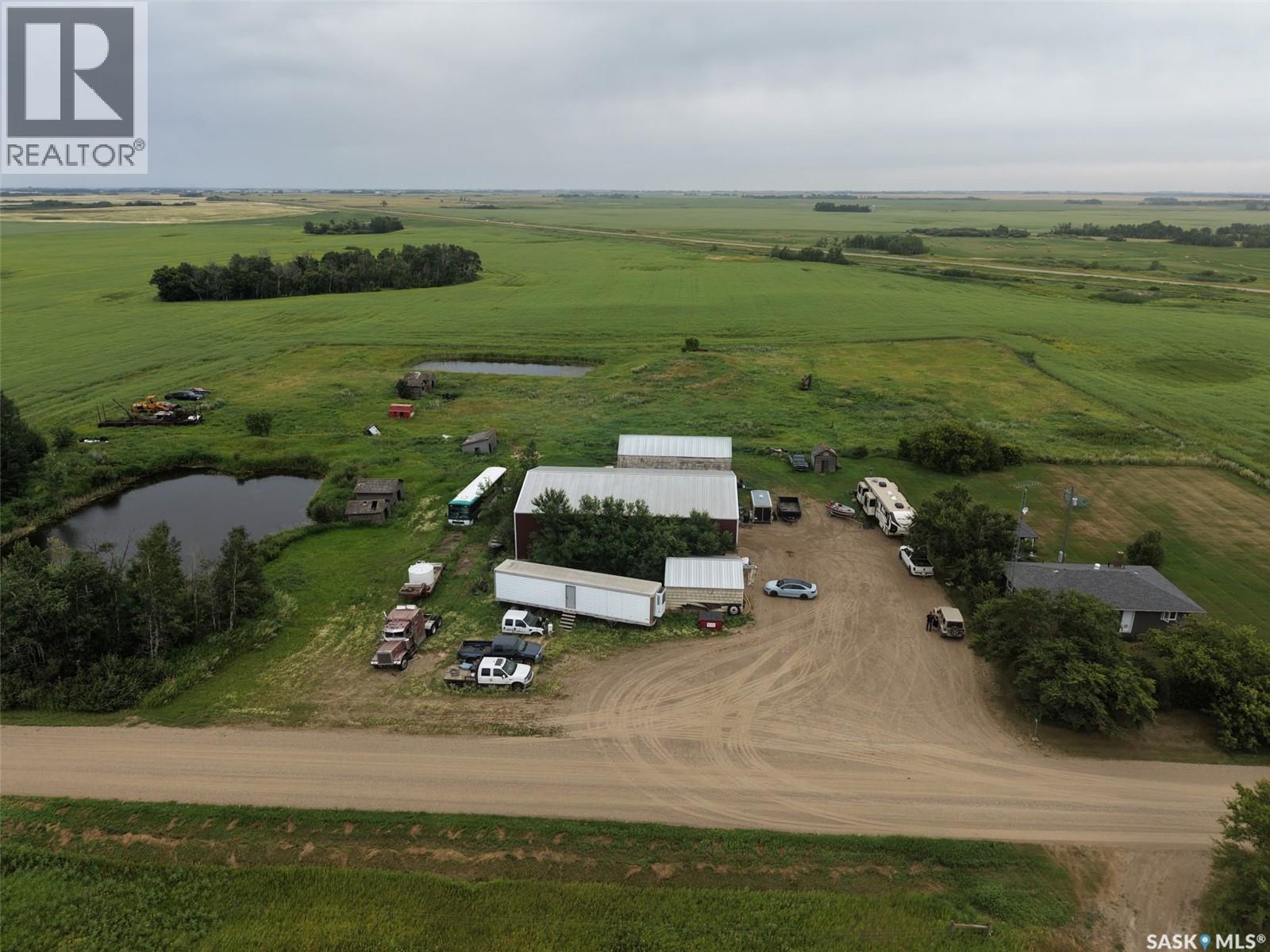 Mcfall Acreage, Enniskillen Rm No. 3, Saskatchewan  S0C 0Y0 - Photo 9 - SK044992
