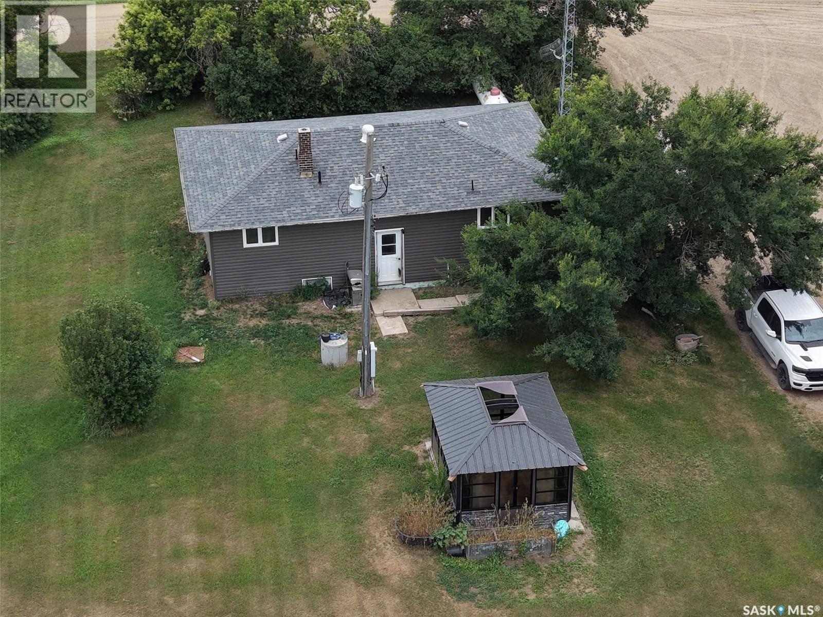 Mcfall Acreage, Enniskillen Rm No. 3, Saskatchewan  S0C 0Y0 - Photo 5 - SK044992