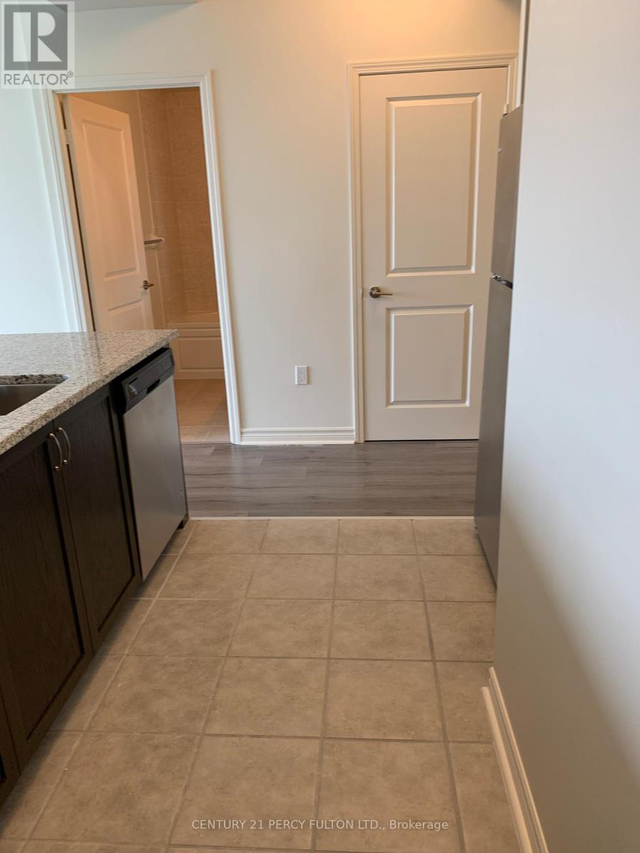 1501 - 349 Rathburn Road W, Mississauga, Ontario  L5B 0C8 - Photo 6 - W13653182