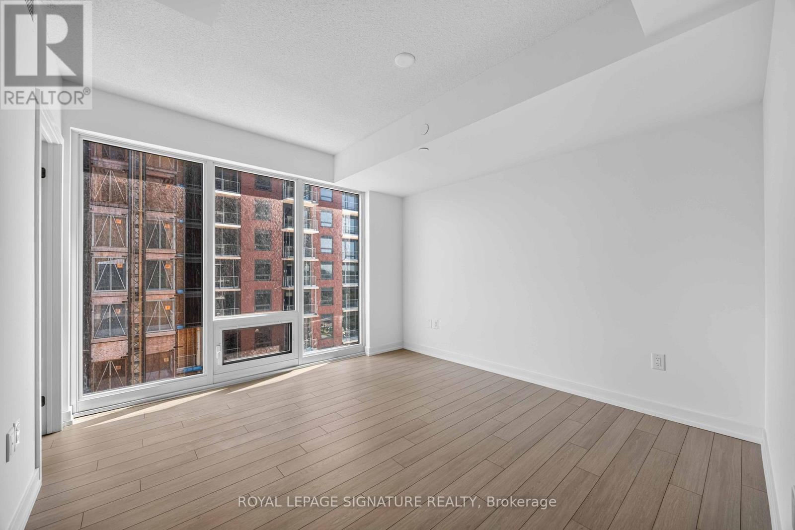 1021 - 4010 Eglinton Avenue W, Toronto, Ontario  M9A 0G5 - Photo 8 - W13547972
