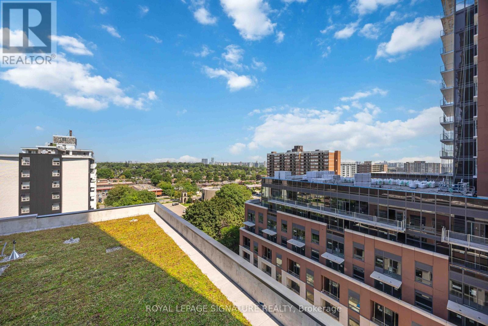 1021 - 4010 Eglinton Avenue W, Toronto, Ontario  M9A 0G5 - Photo 23 - W13547972